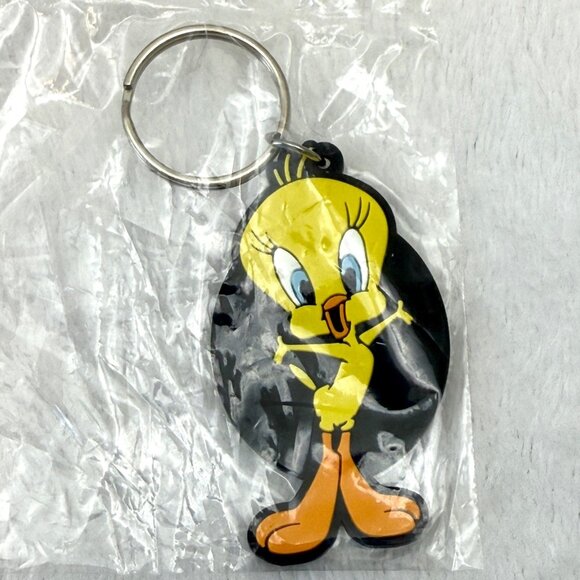 Looney Tunes Tweety Bird  2.5" Soft Rubber Keychain Warner Bros - Picture 1 of 2